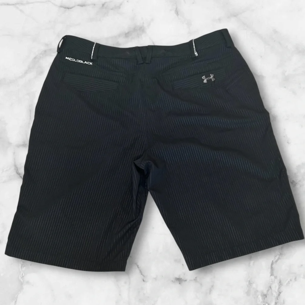 Under Armour Golf Shorts Black Pinstripe‎ Pattern Coldblack Moisture Wicking
